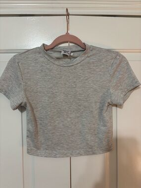 Princess Polly Light Gray Crop Top Size 8